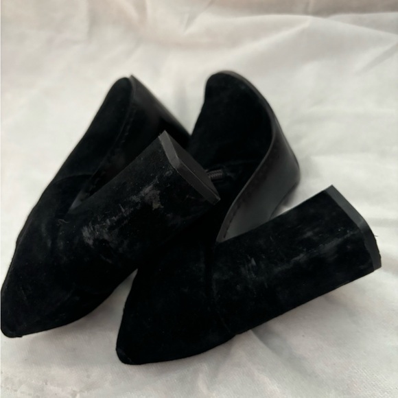 Marc Fisher Booties - Picture 3 of 6